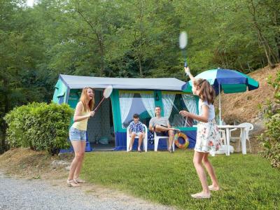 sassabanek en equipped-tents-for-your-vacation-on-lake-iseo 020
