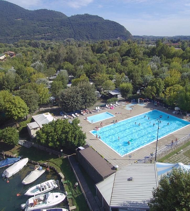 sassabanek fr camping-avec-piscine 015